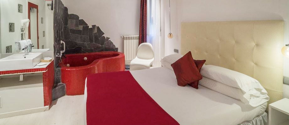 Hostal Santo Domingo. Mejores hostales baratos y valorados en Madrid