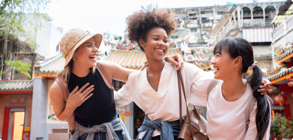 mejores destinos para viajar con amigos